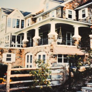 Spring Oak Farmhouse